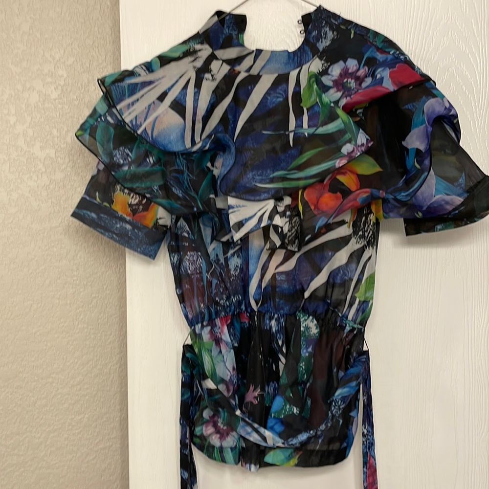 Multicolor blouse size M